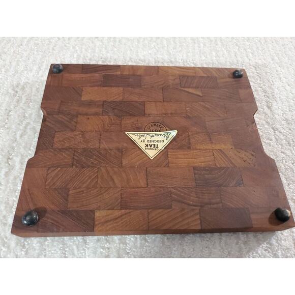Genuine Teak Siamese Designed by Ernest Sohn 8"x10" Cutting Board - Picture 7 of 9